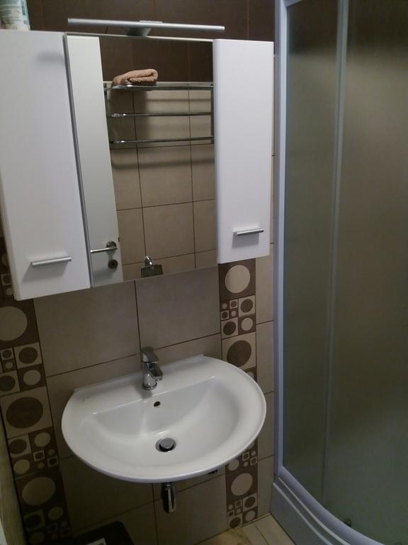 Nikka Apartments Malinska Bagian luar foto